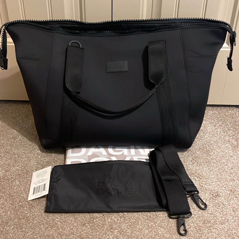 Dagne Dover Landon Carryall Large in Black NEW - Picture 10 of 12